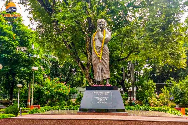 Chandrashekhar Azad Park in Prayagraj
