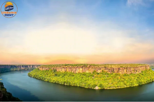 Garadia Mahadev Temple & Viewpoint